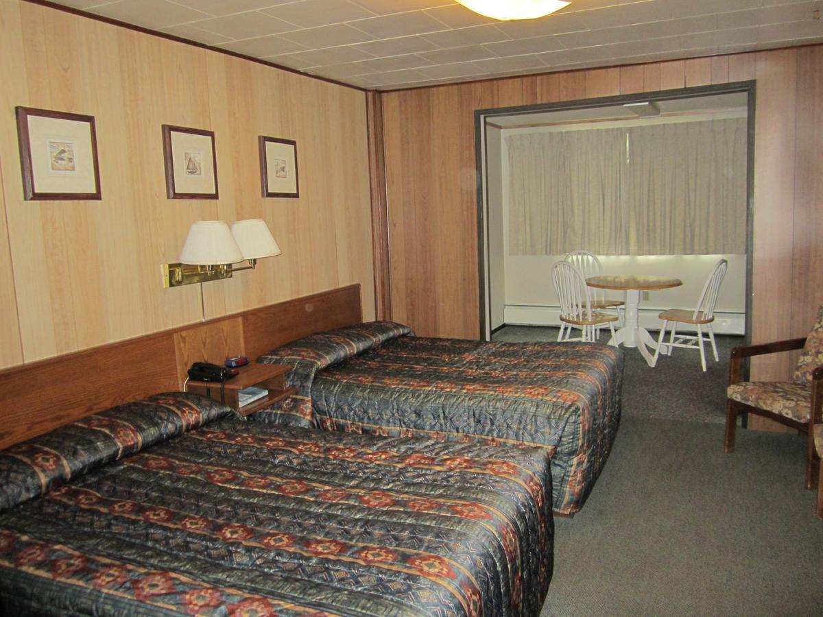Airport Chalet Вайтгорс Екстер'єр фото
